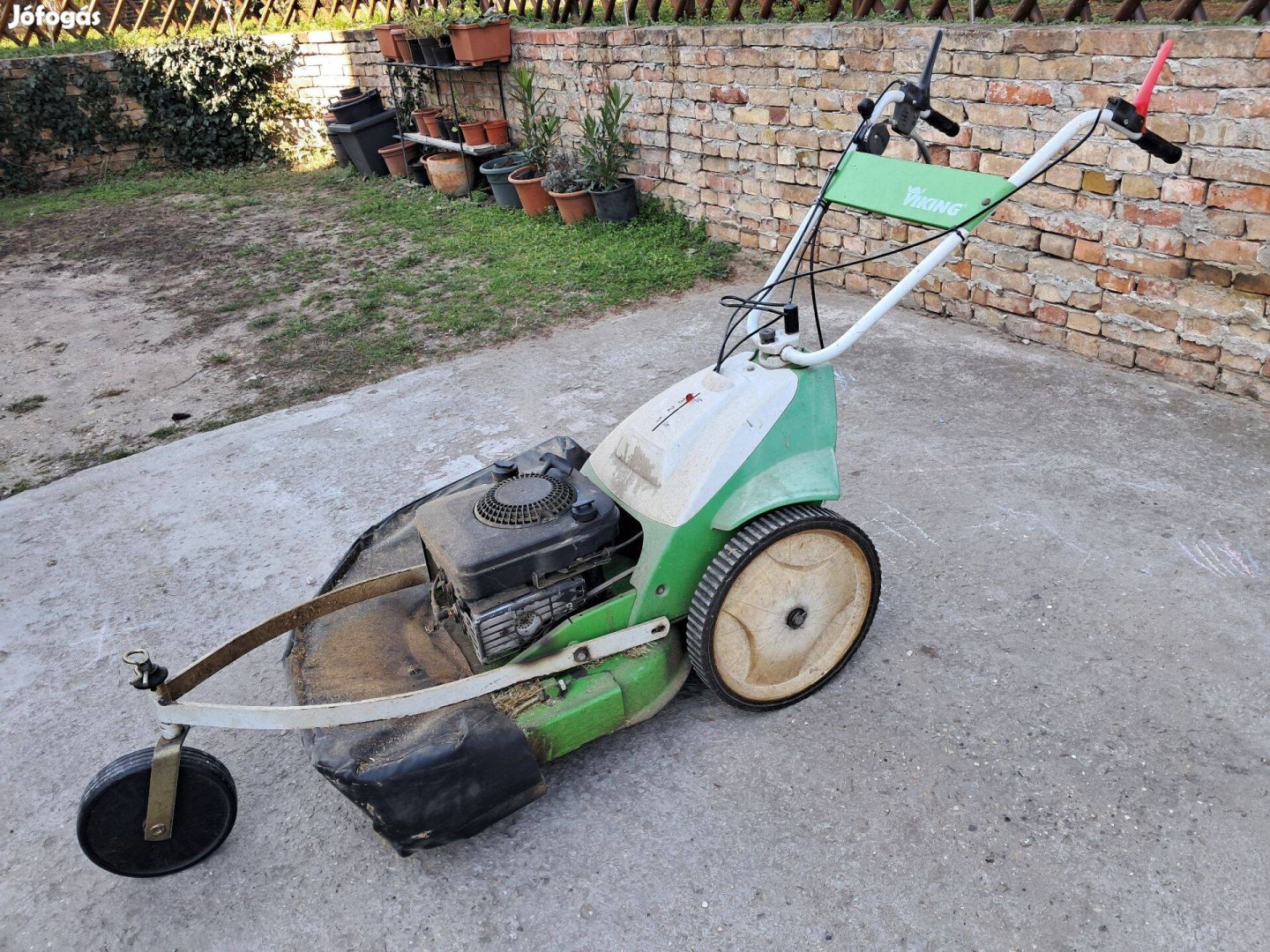 Viking MB6 gazvágó fűnyíró önjáró
