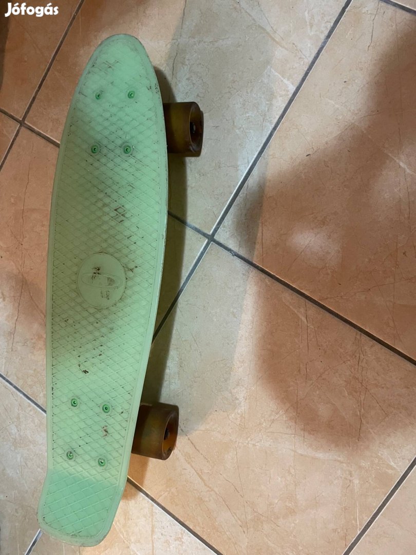 Világító gördeszka eladó