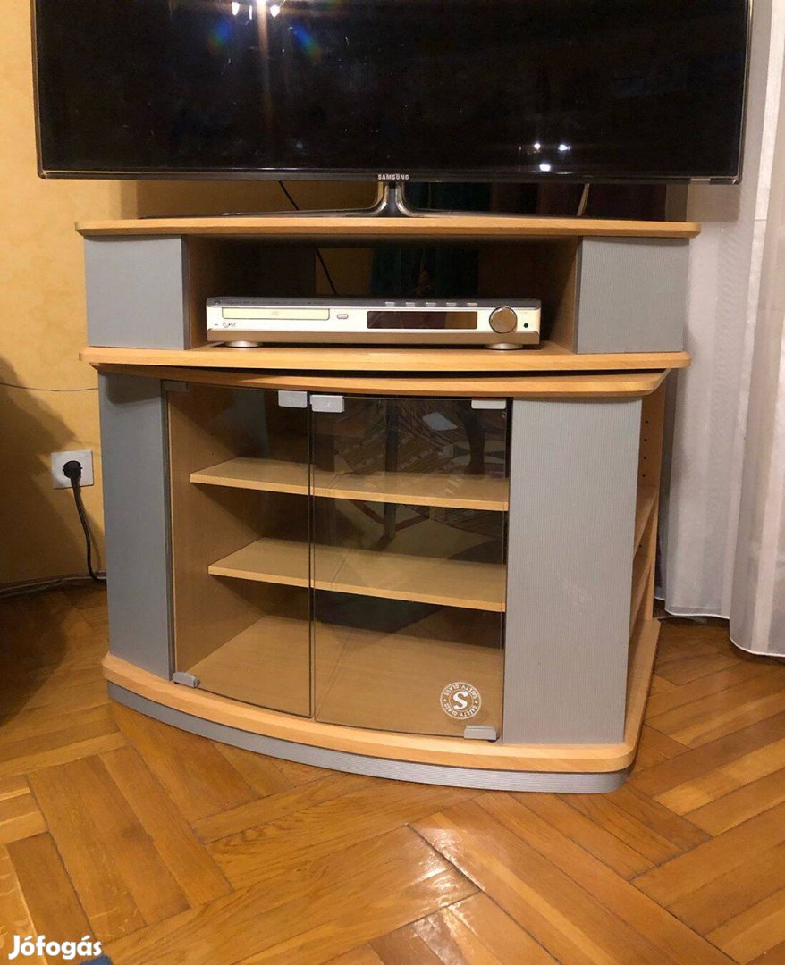 Világos Bükk Médiaszekrény teteje forgatható