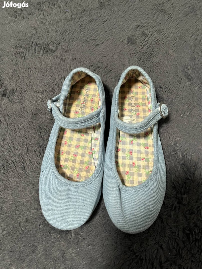 Vilagoskék textil cipő