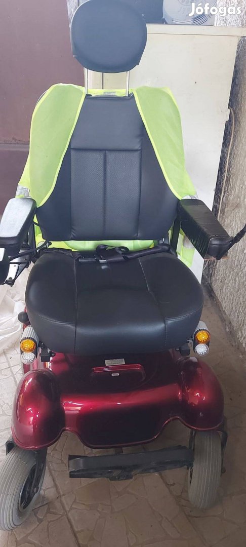 Villamos hajtású kerekesszék