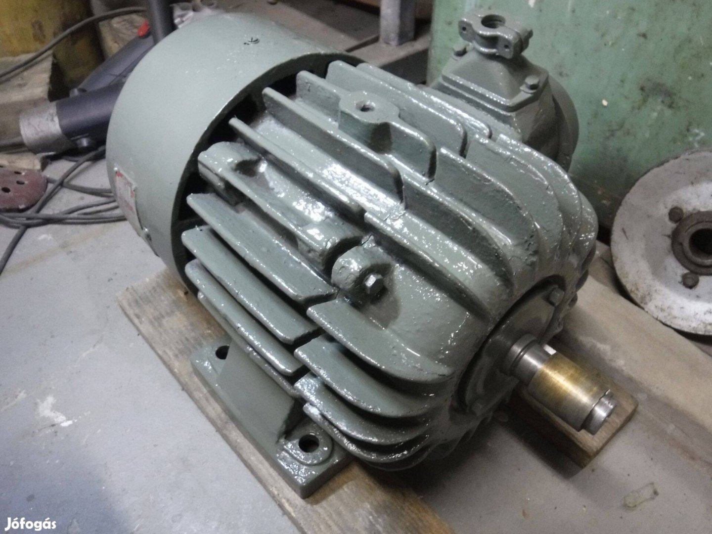 Villany motor 380 V 1,7 kW