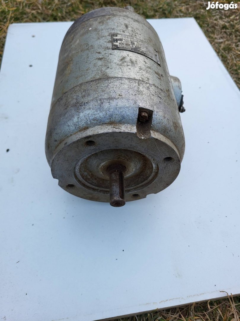 Villanymotor 2 darab