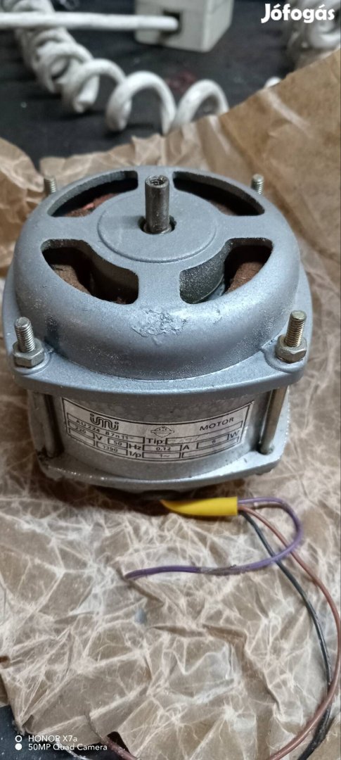 Villanymotor 30 db, új, 220v, 6w, d=80 mm