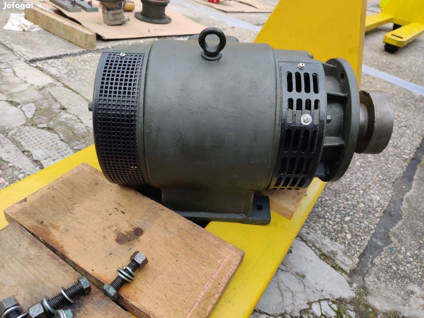 Villanymotor Szivattyúval