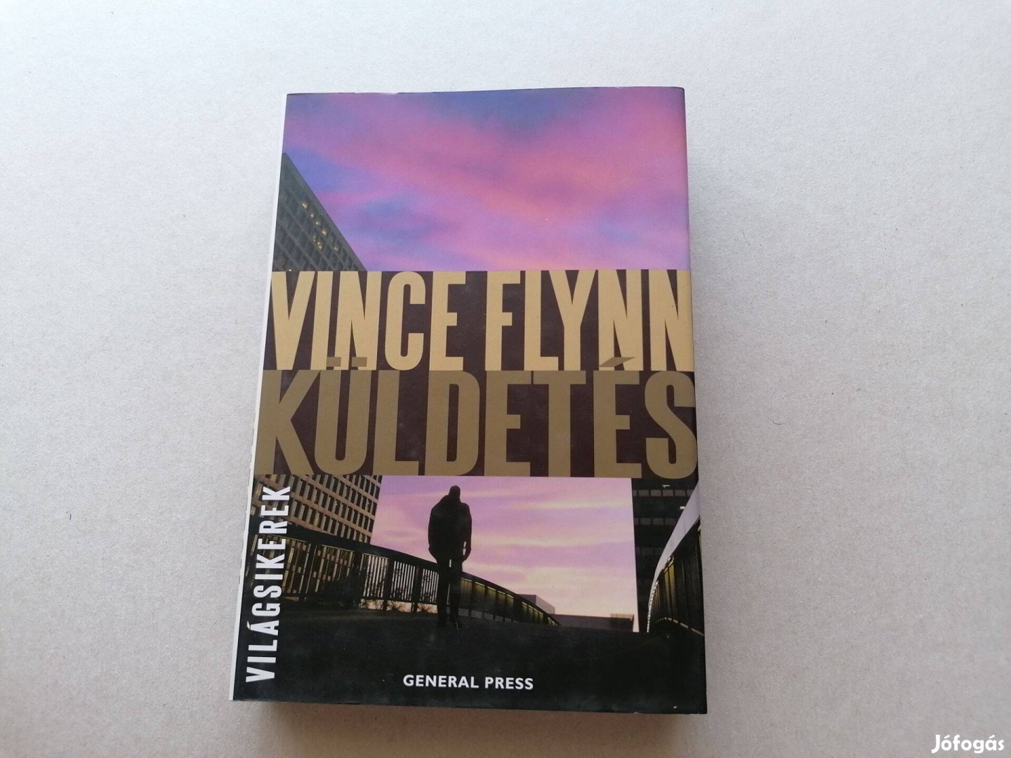 Vince Flynn: Küldetés c. könyve (Új) eladó !