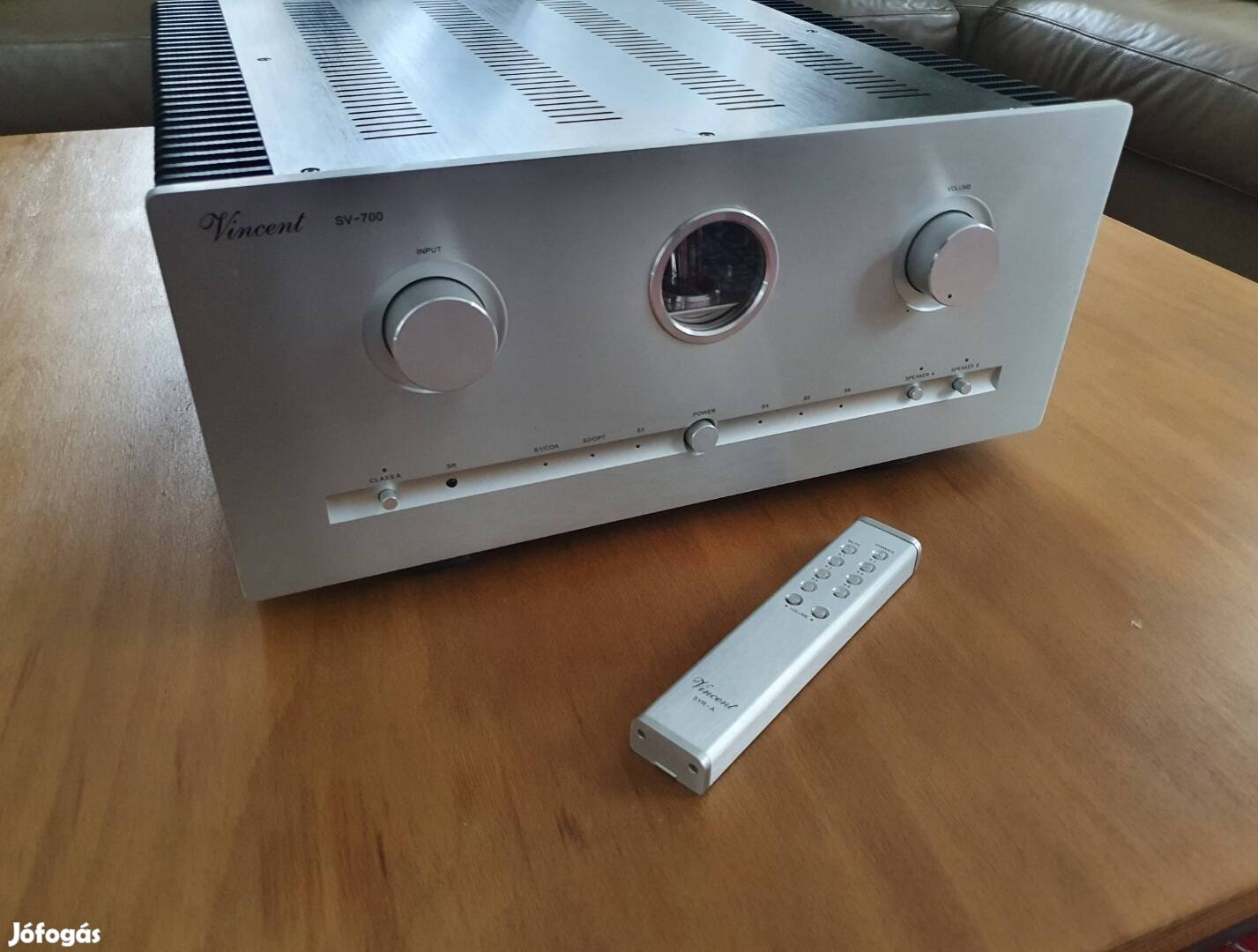 Vincent Audio SV-700 hibrid integrált sztereó erősítő