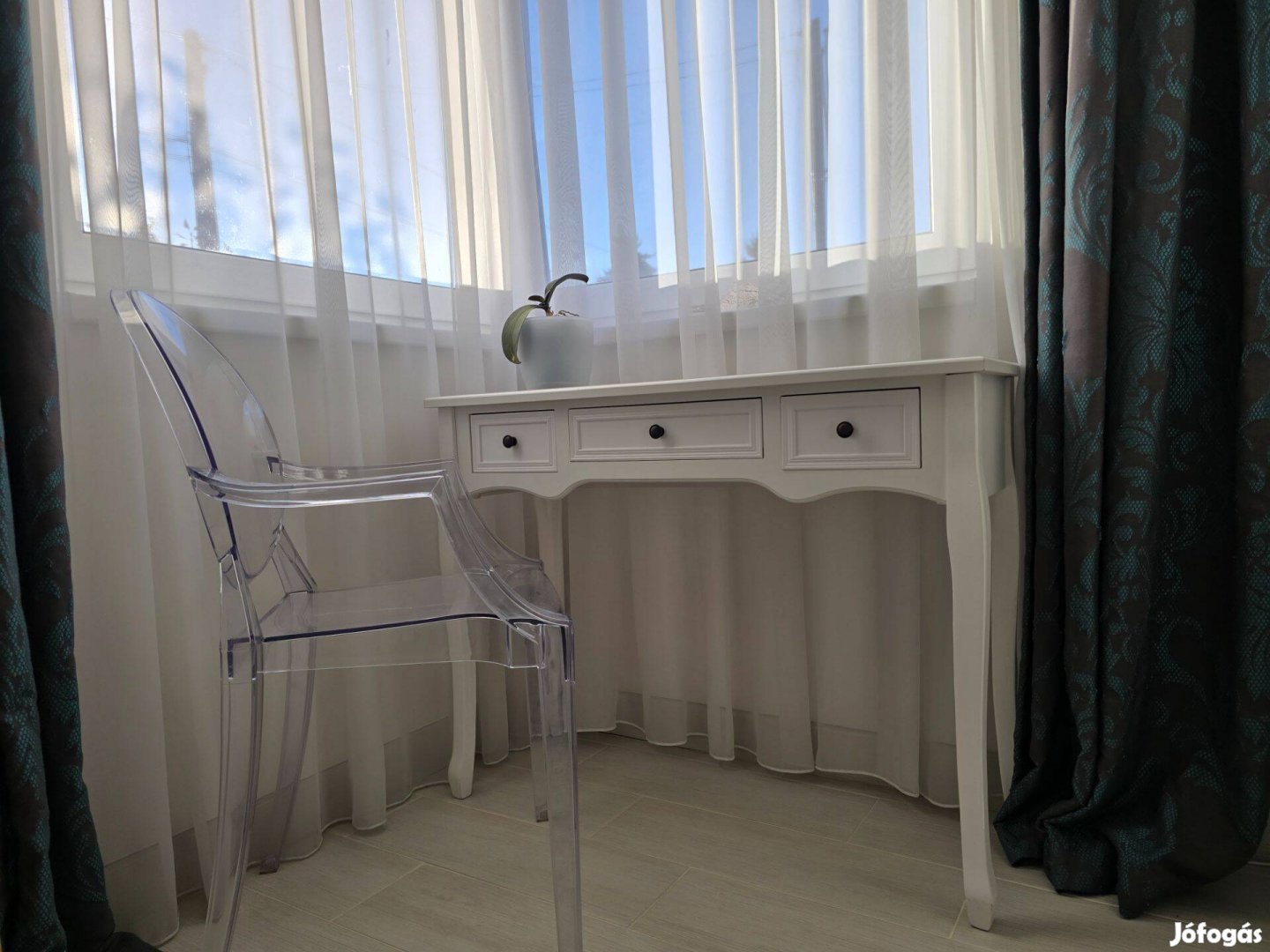 Vintage 3 fiókos fésülködő, konzolasztal