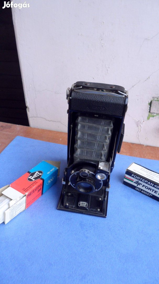 Vintage Ikonta 6x9 kinyithatós német fényképezőgép Novar 10.6 mm