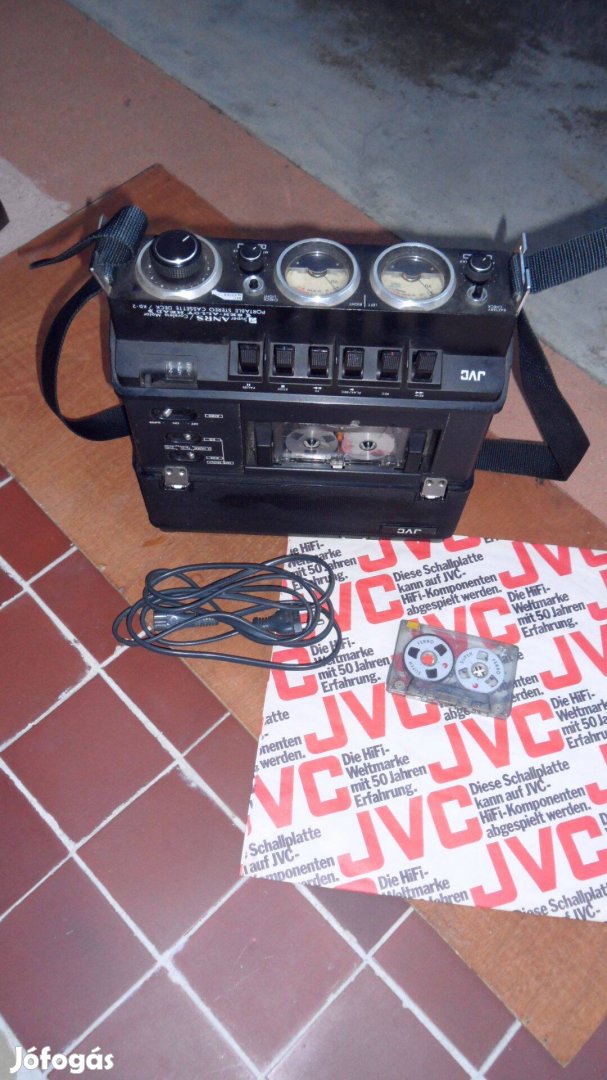 Vintage JVC (1japán) sztereó riporter magnó, Super Anrs Coreless motor