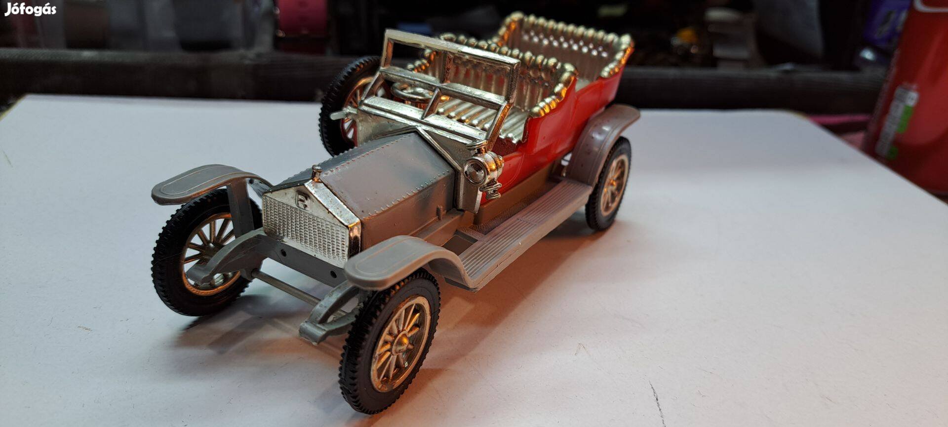 Vintage Rolls-Royce autó
