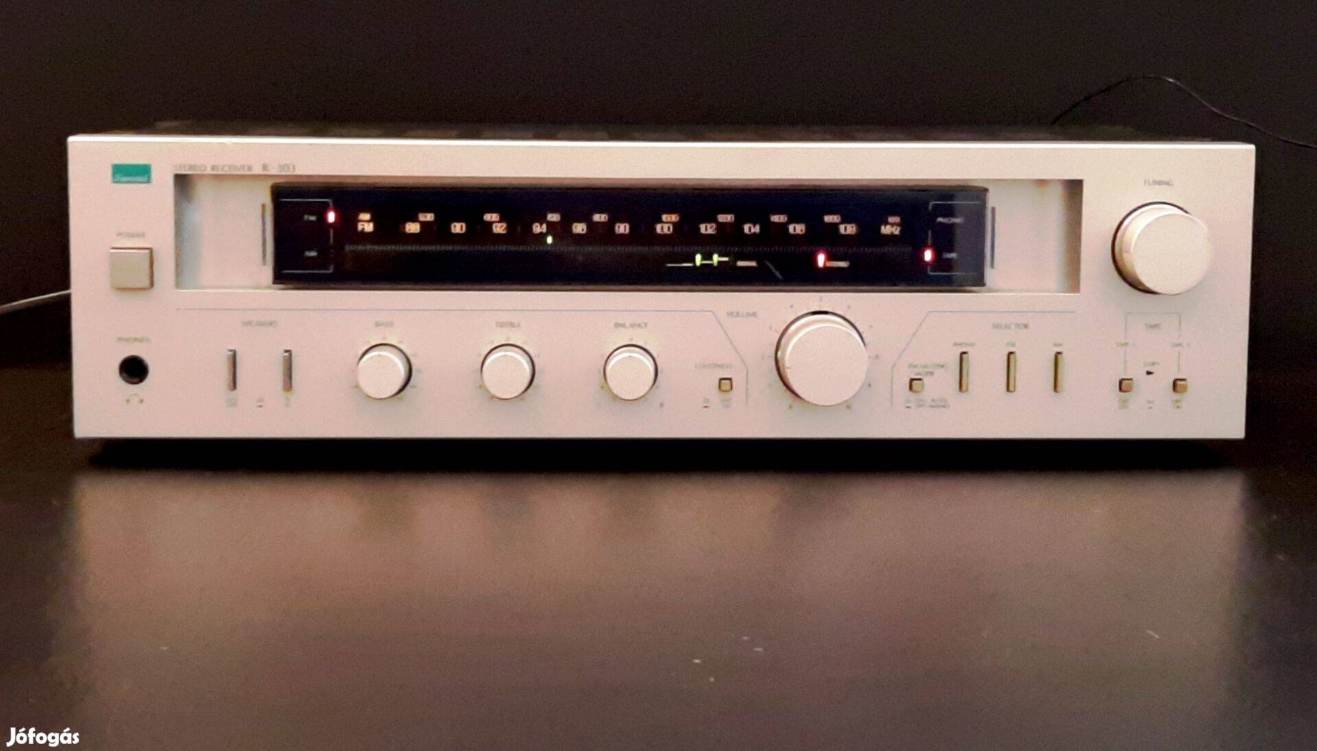 Vintage Sansui R-303 sztereó receiver