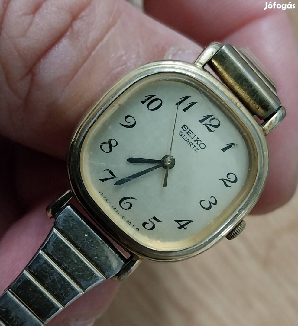 Vintage Seiko quartz nöi karóra 