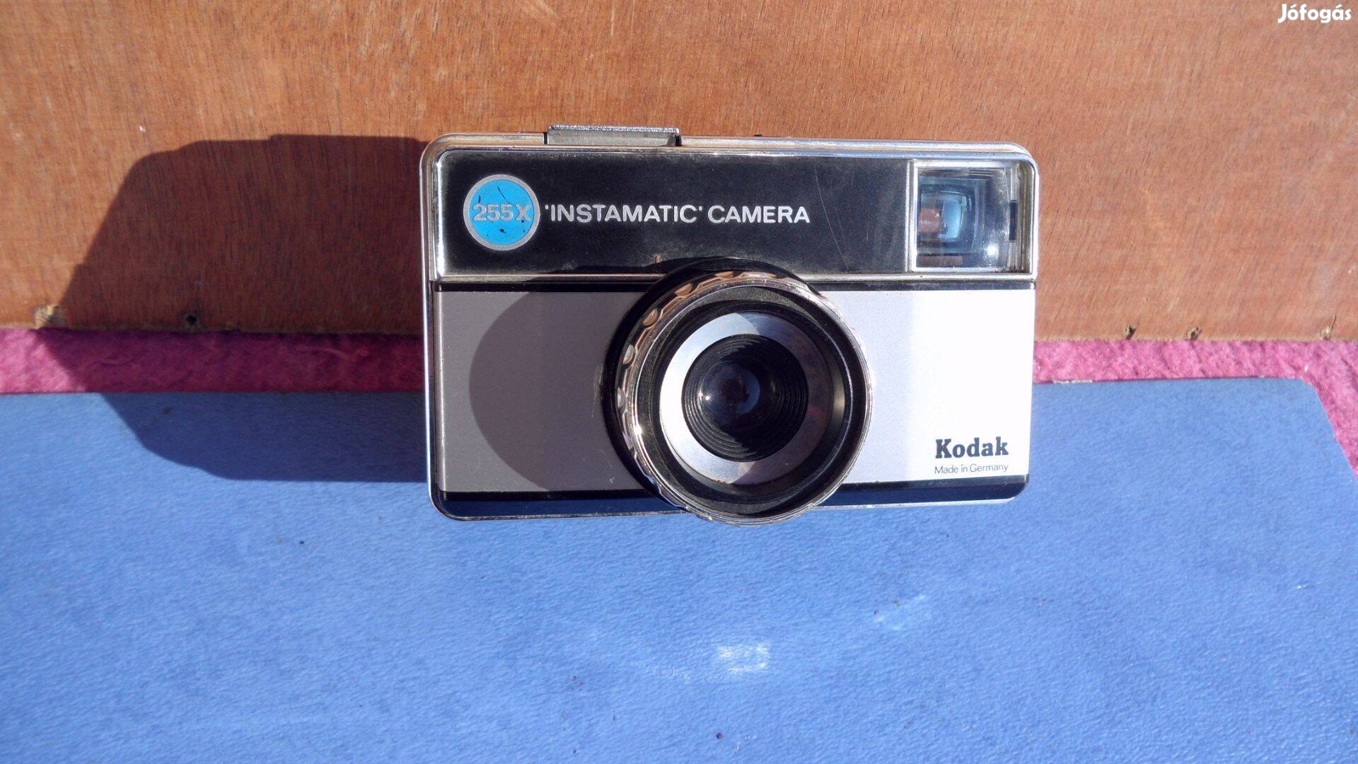 Vintage modell Kodak "Instamatic" hibátlan keskeny kamera 1 a múltból