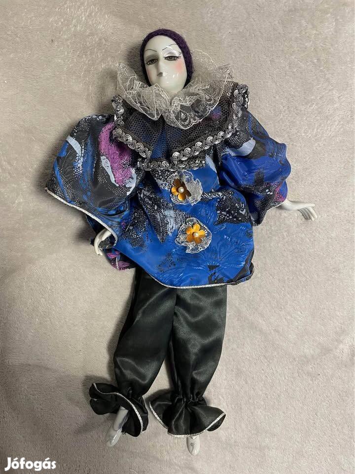 Vintage porcelánfejű bohócbaba Pierrot