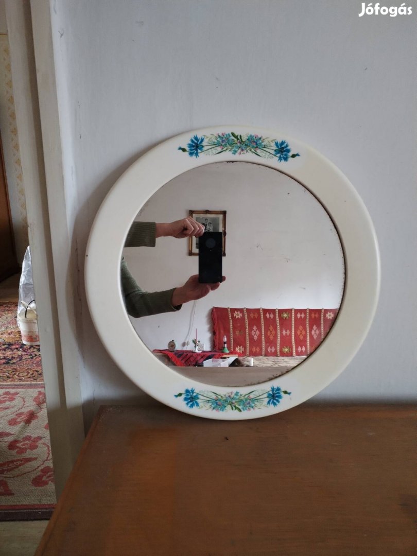 Vintage stílusú műanyag keretes tükör