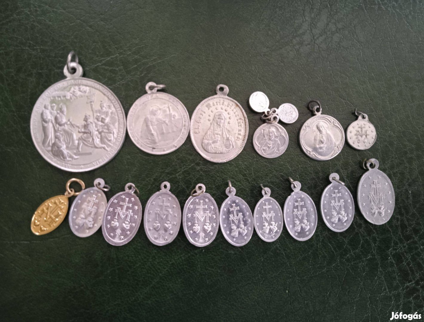 Vintage vallási szent medálok kegyérmék 16 katolikus vallási érme