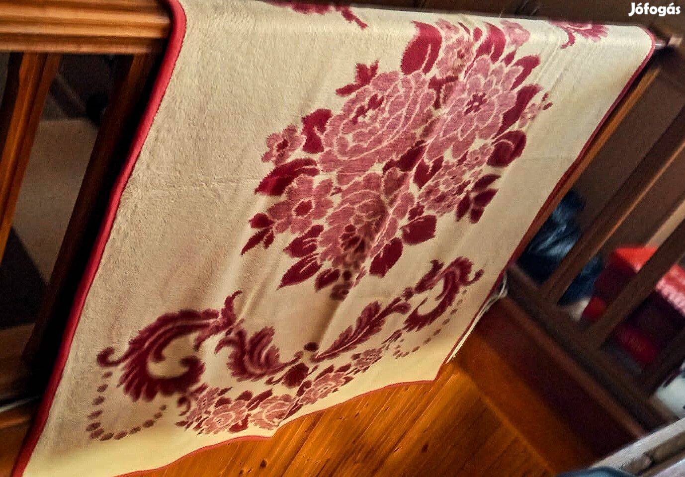 Vintázs vastag, gyapjús pléd