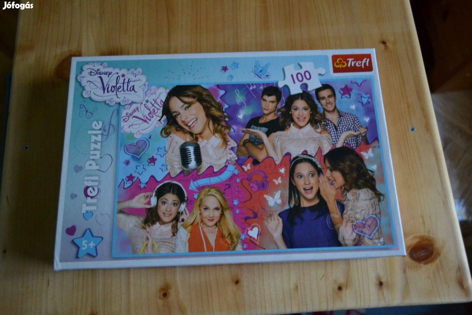Violetta puzzle 100 db-os kirakó Disney kék puzzle Trefl