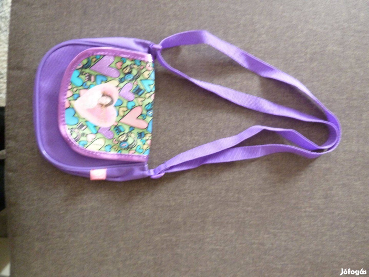 Violettás kislány táska