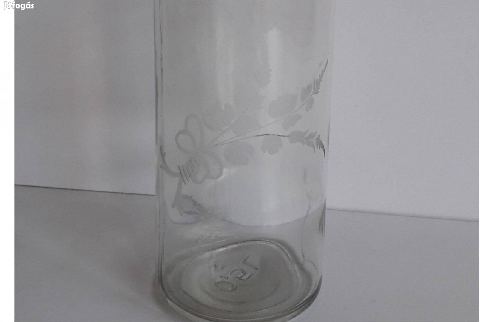 Virág mintás gravírozott üveg palack 0,5 l