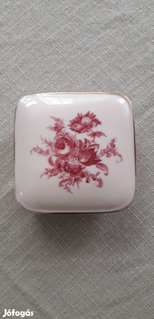 Virágmintás Rosenthal porcelán bonbonier. 