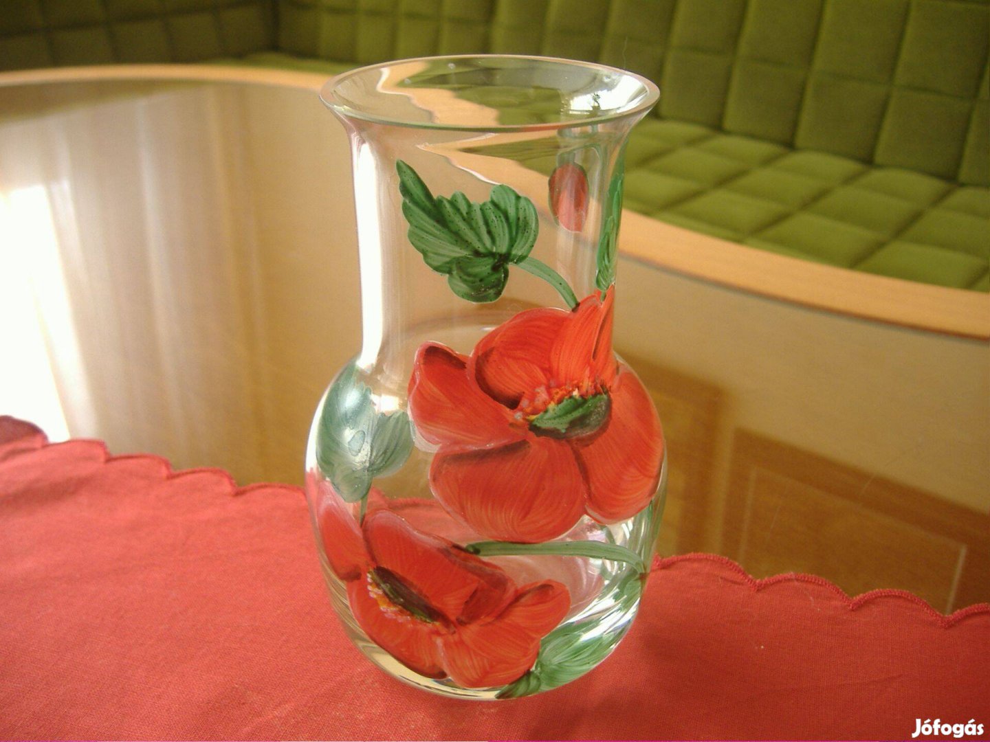 Virágmintás kézzel festett üveg váza Csodaszép