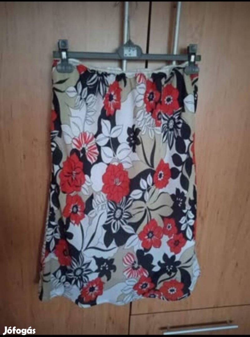 Virágmintás nyári szoknya L-XL-es méretben újszerű 