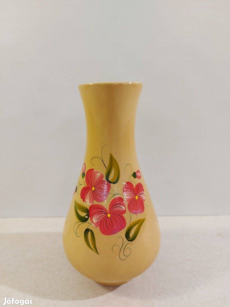 Virágmintás okker kerámia váza