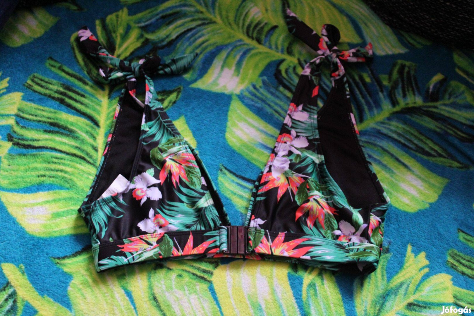 Viragos csinos bikini felso, Uj, 85E/F 75 E/F