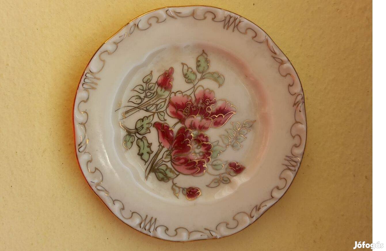 Virágos kistányér, kicsi porcelán tál (átmérő: 8 cm) - Zsolnay