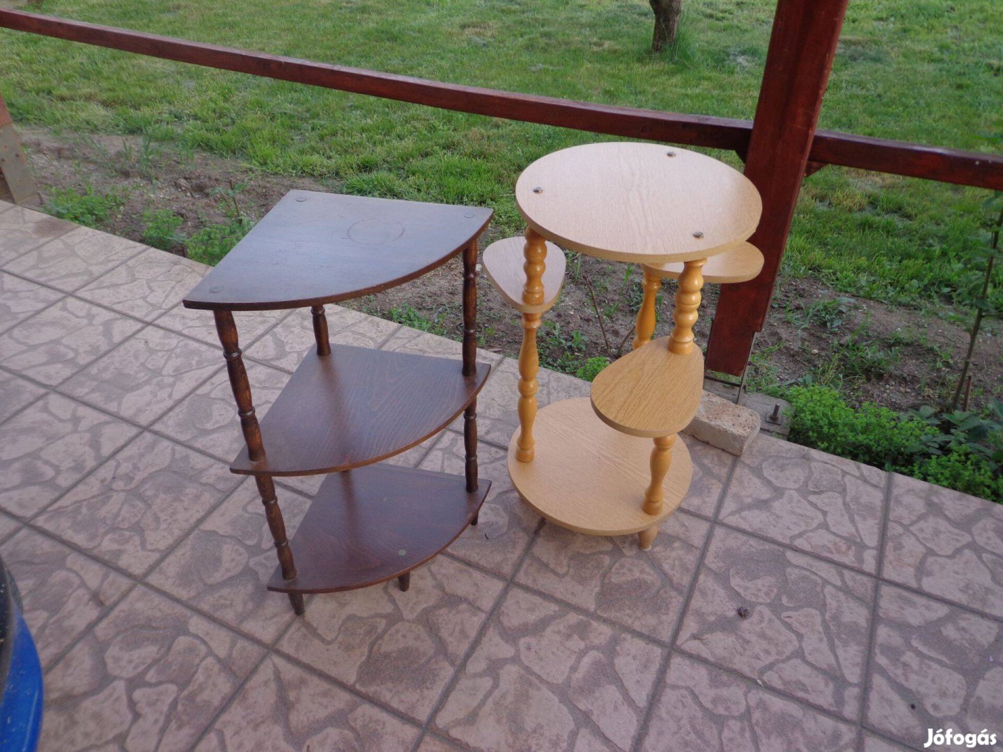 Virágtarto álvány