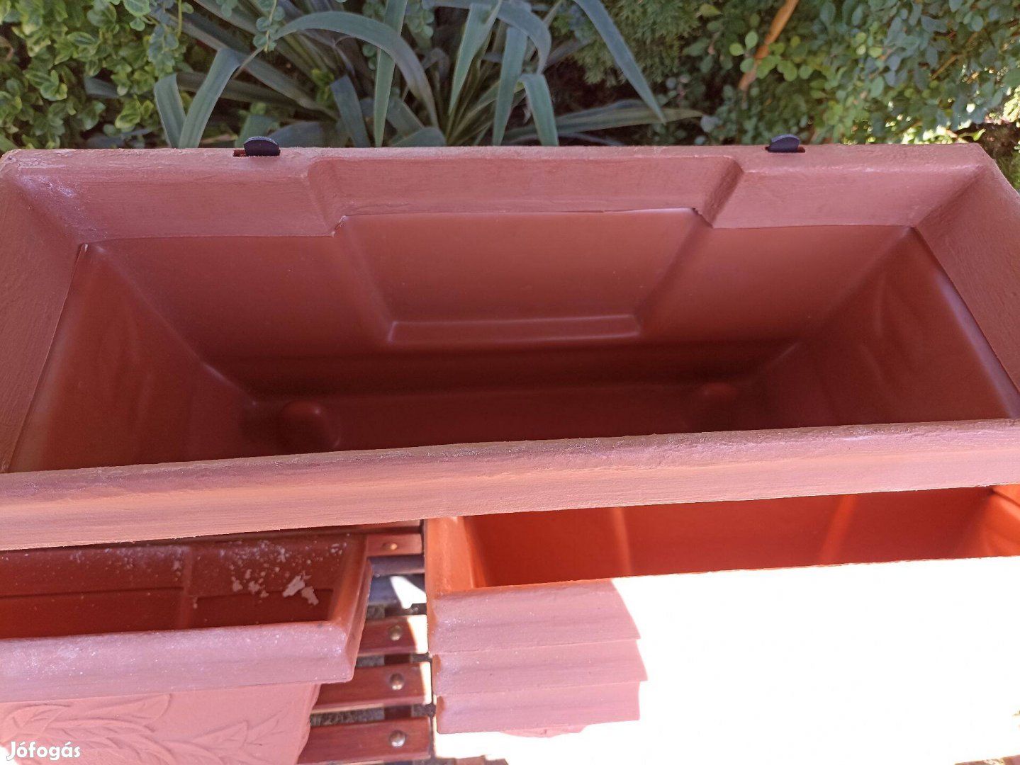 Virágtartó balkonláda ,domború mintás 5 db