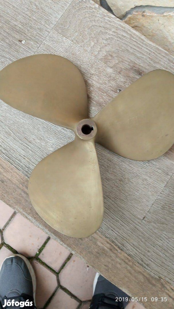 Vitorlás hajócsavar