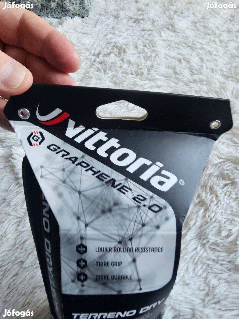 Vittoria Terreno Dry Tubeless 700C x 33 kerékpár külsö teljesen új