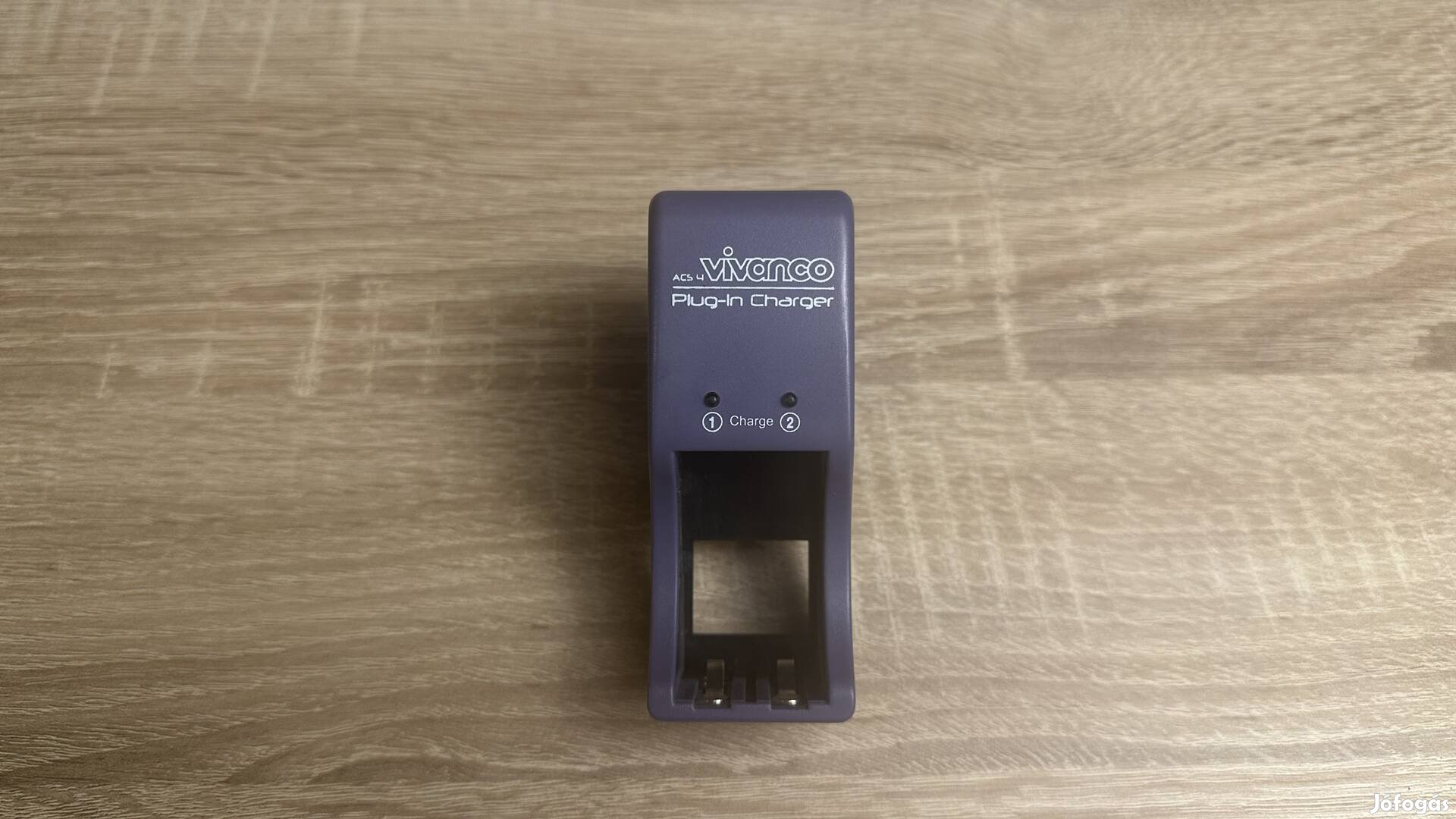 Vivanco ACS Plug-In NiCd NiMH akkumulátortöltő