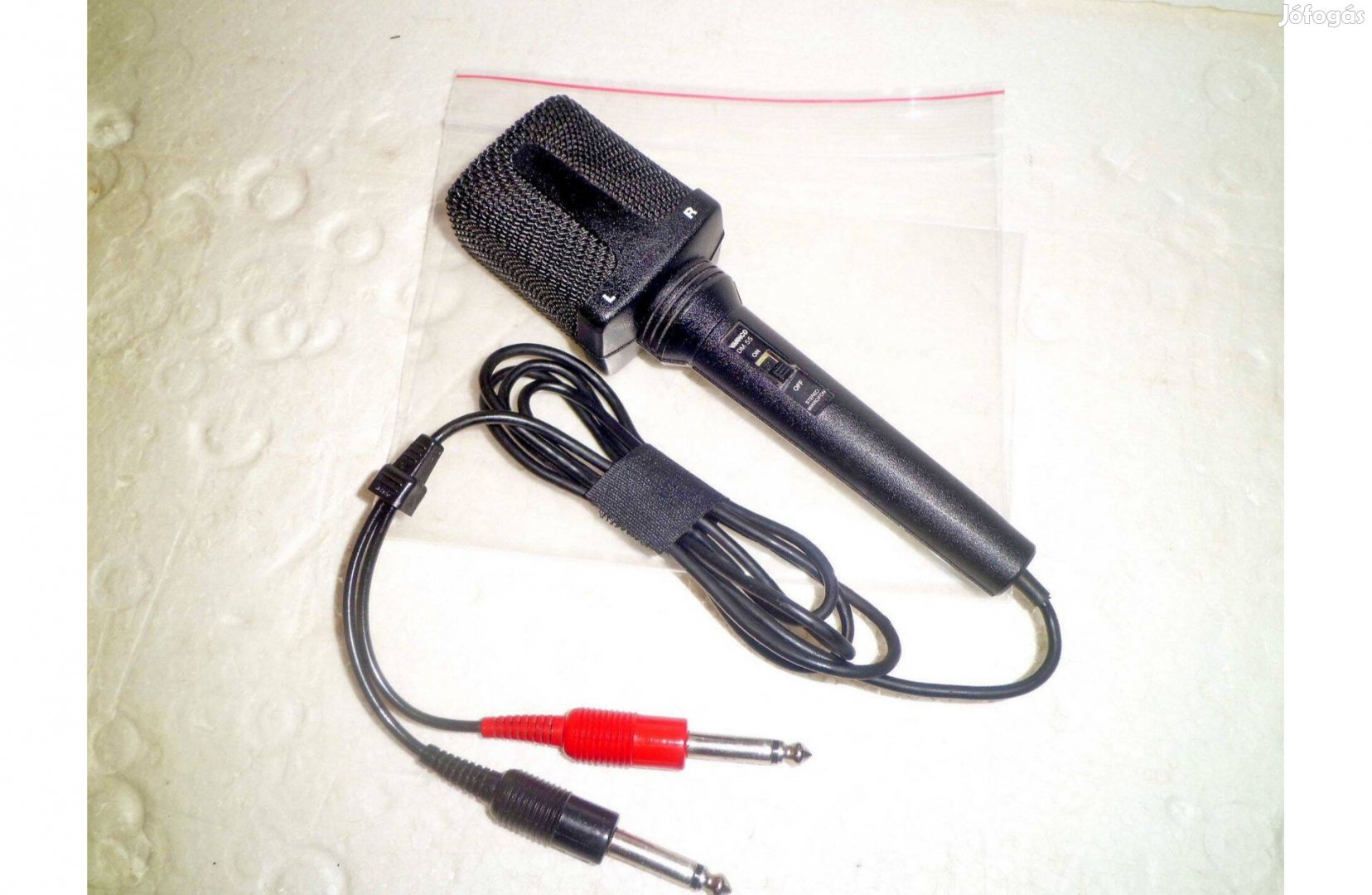 Vivanco DM-55 dinamikus sztereó mikrofon