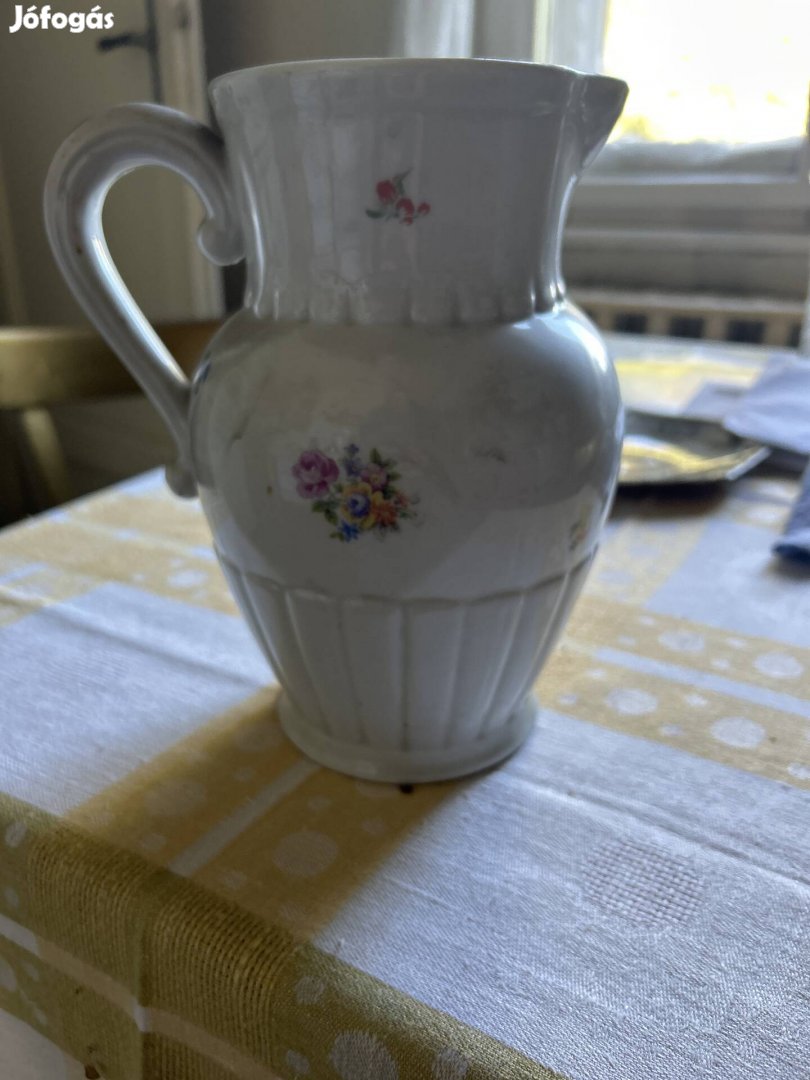 Vizes kancsó Retro