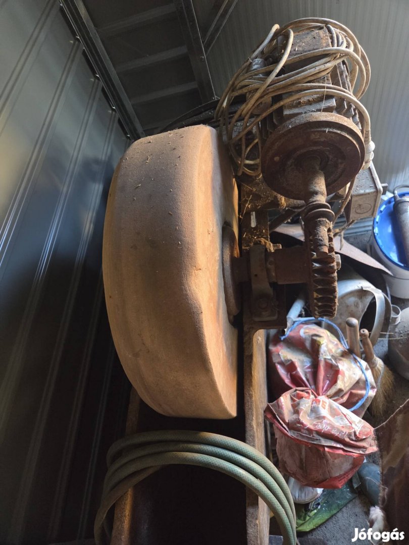 Vizesköves késélező eladó