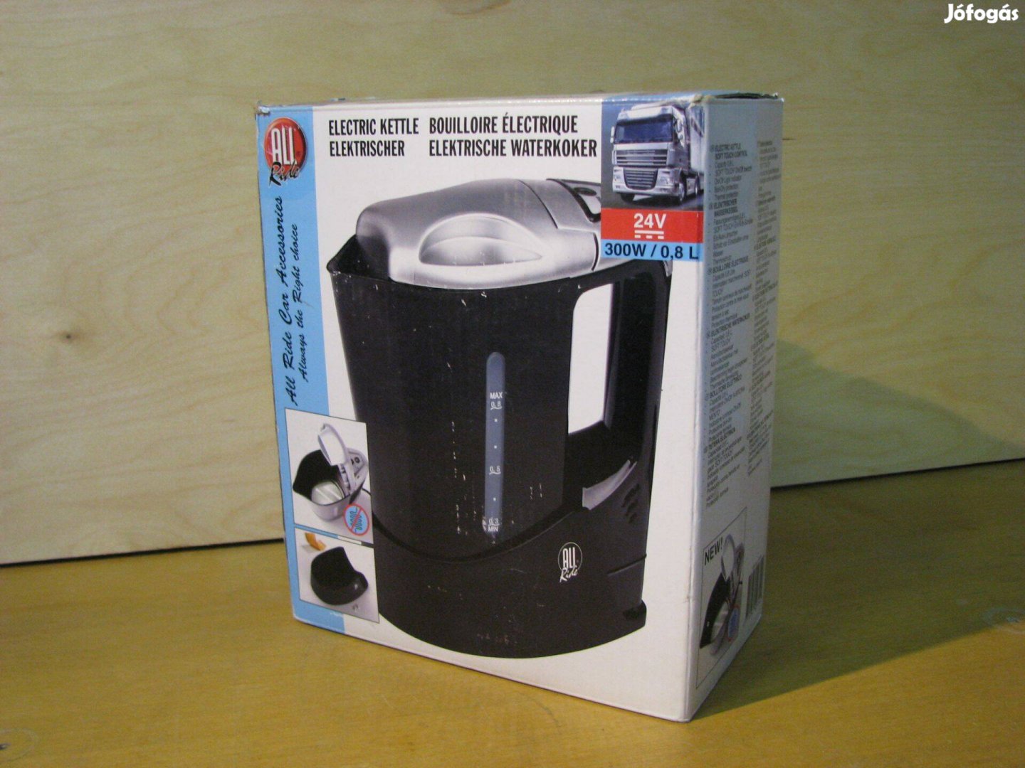 Vízforraló 24V/300W/0,8L kamionosoknak