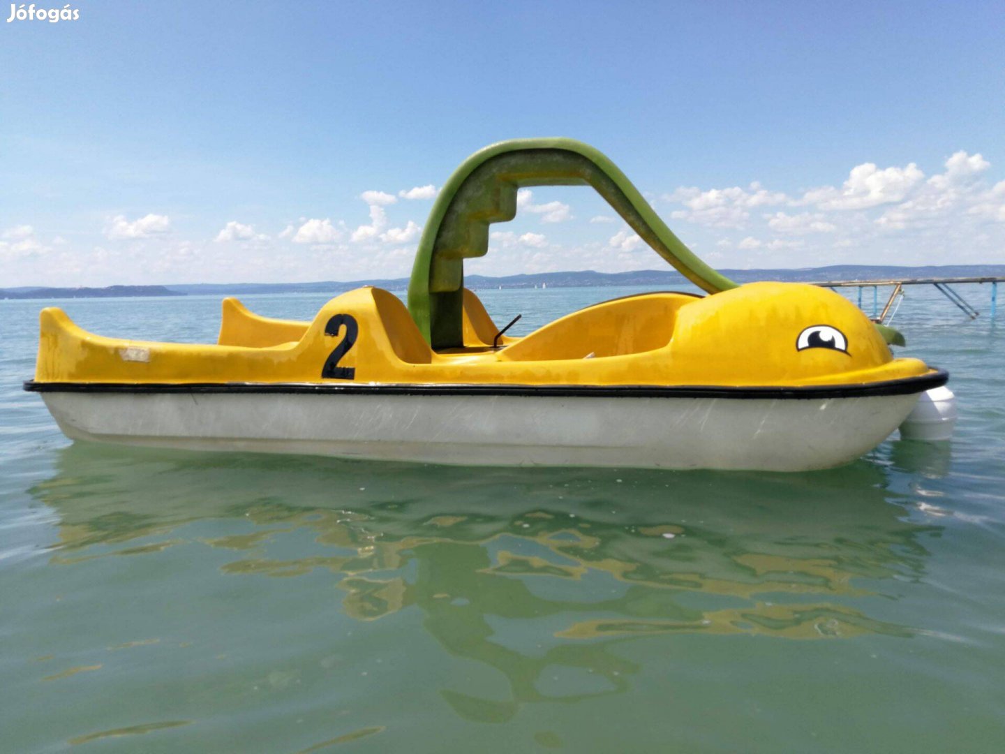 Vizibicikli Delfines kivitelben