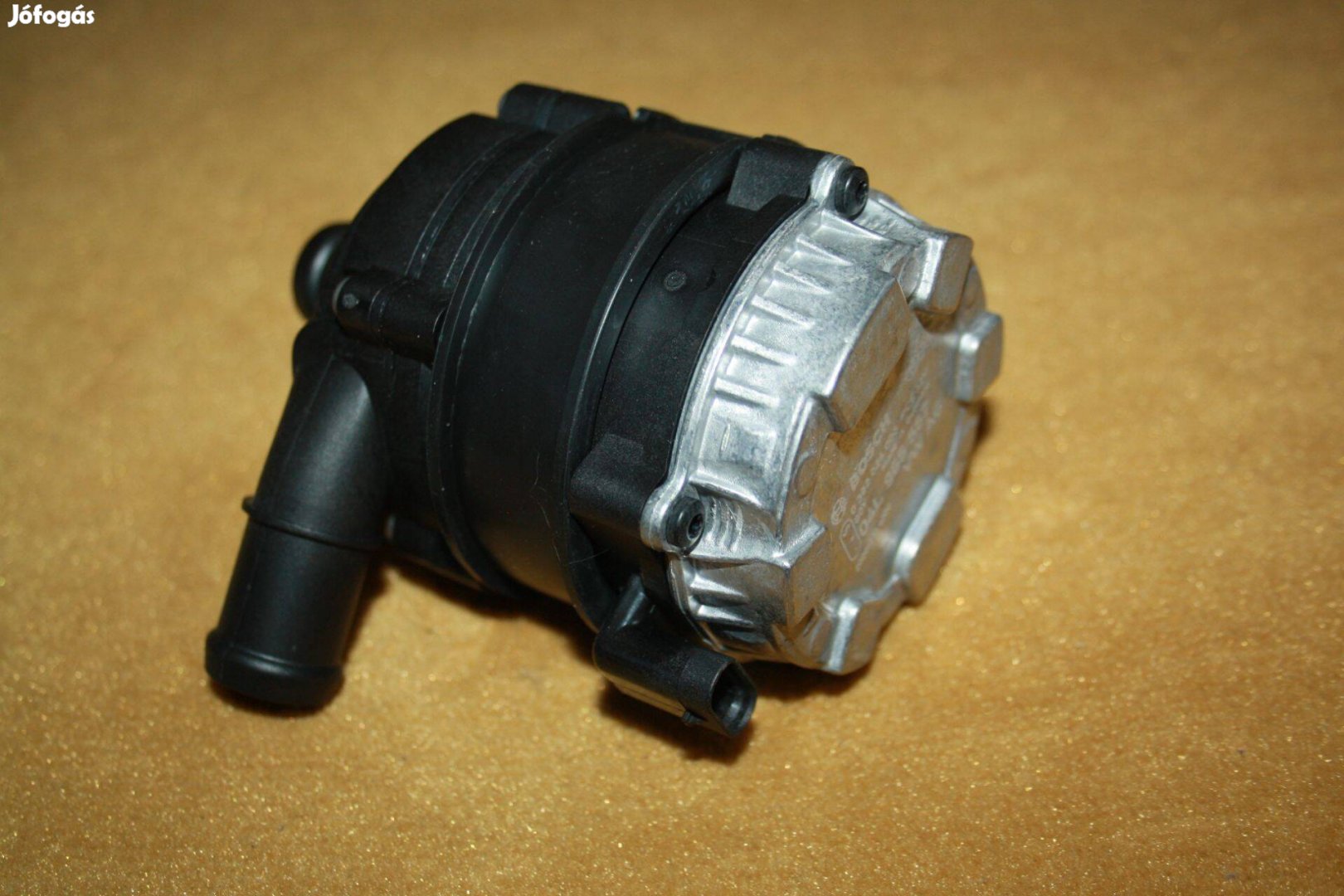 Vízpumpa VW AUDI SEAT Skoda Gyári,Új!!! 04L965567 039024003