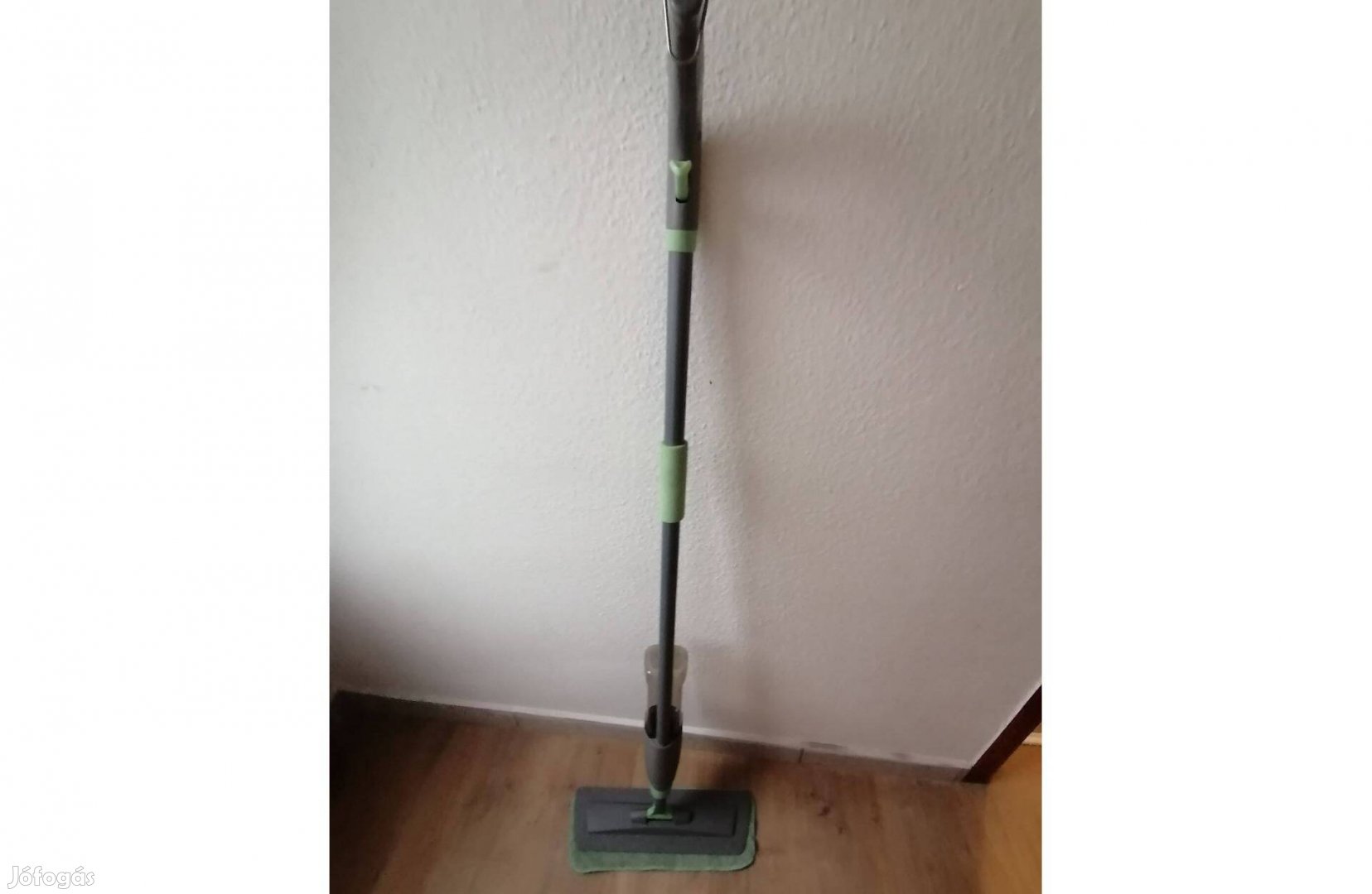 Víztartályos, lapos felmosó eladó!