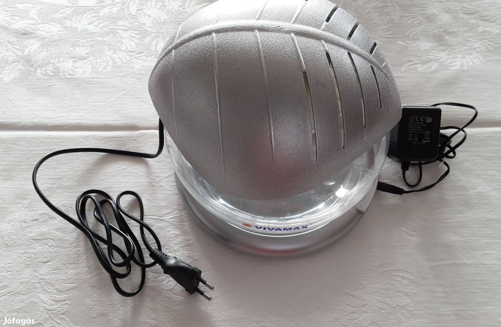 Vízzel működő légtisztító, párásító, fény- és aromaterápiás