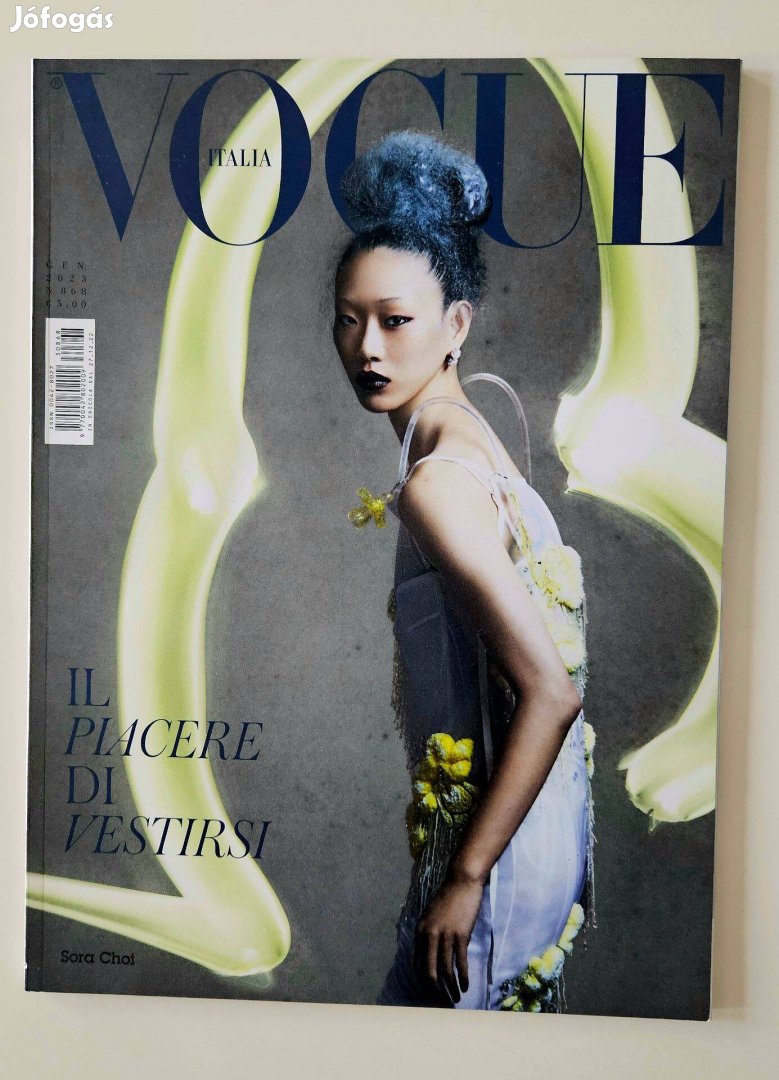 Vogue italian 2023/1 Sora Choi