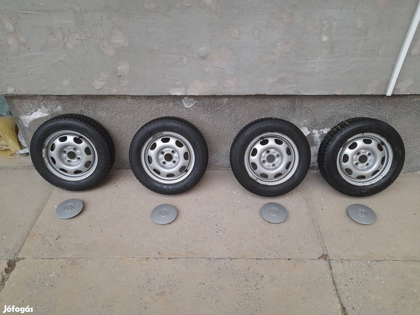 Volkswagen 13" 4x100 Lemezfelni Téli Gumigarnitúrával