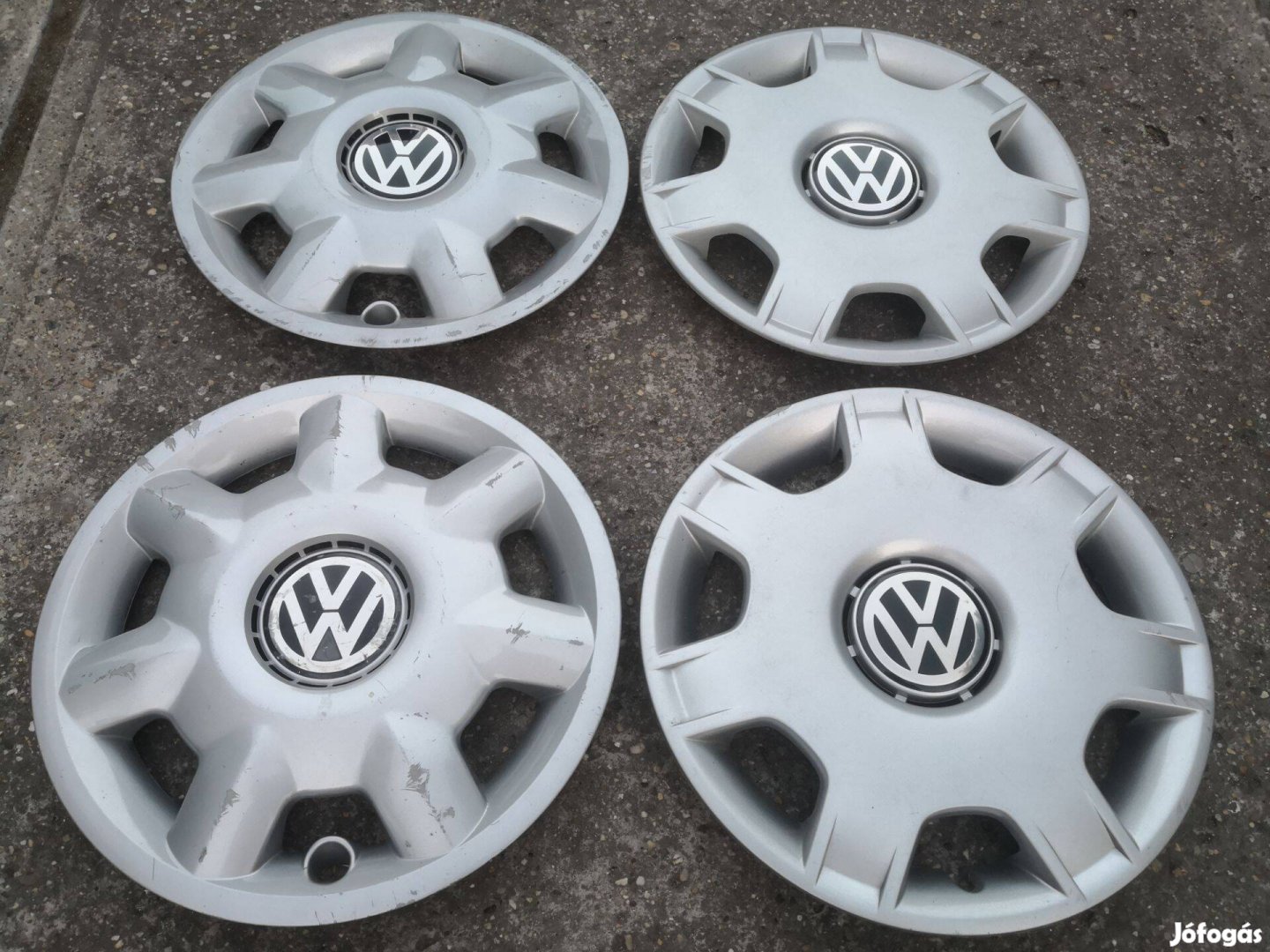 Volkswagen 14-es gyári dísztárcsa