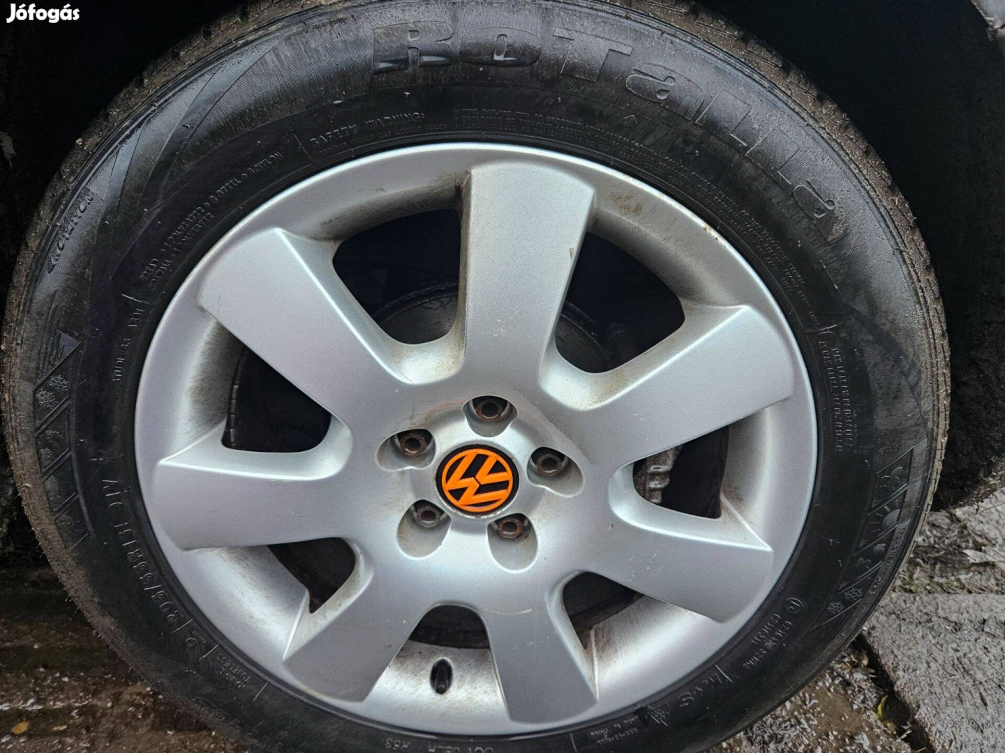 Volkswagen 16" 4db alufelni gumival együtt eladó