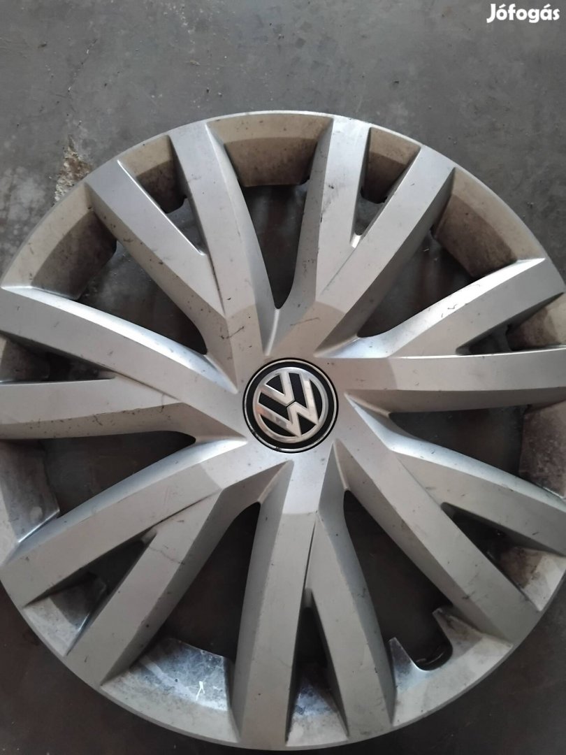 Volkswagen 16" Gyári dísztárcsa hibátlan állapotban