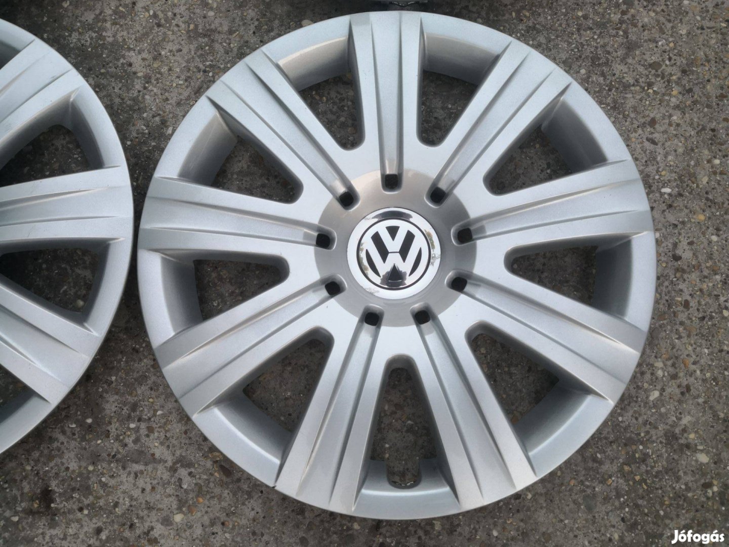 Volkswagen 16-os gyári dísztárcsa